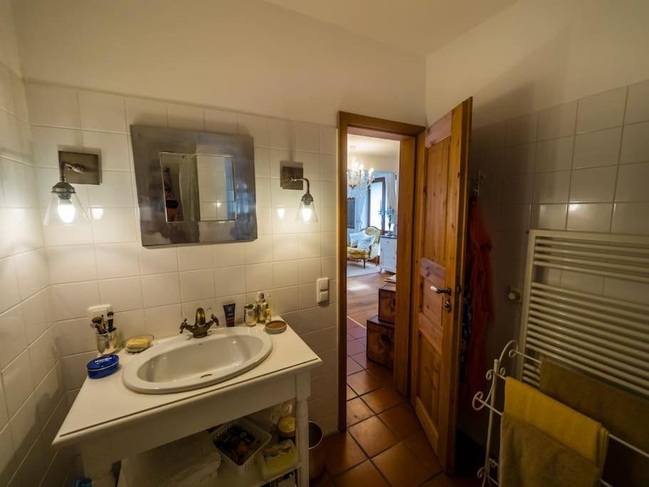 Einliegerwohnung In Einer Muehle Vor Den Toren Frankfurts, Ideal Fuer Messegaeste Oder Stop Over Dreieich Exterior foto